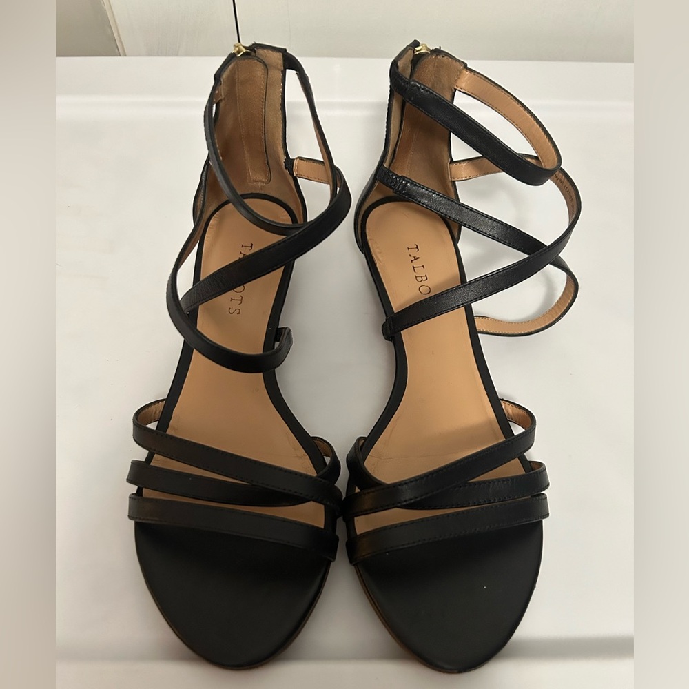 Talbots navy size 8 sandal EUC